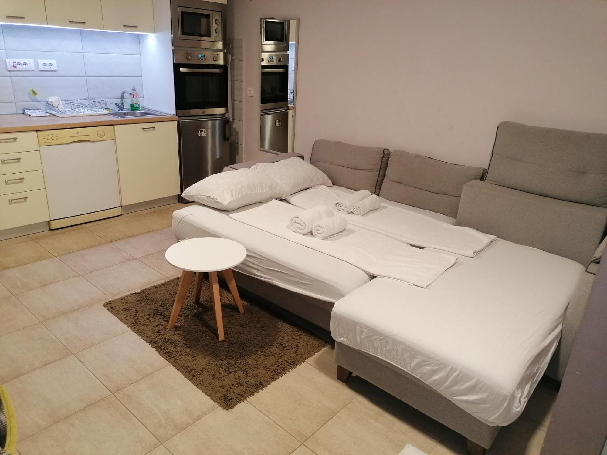 Apartments Sofija Ni الغرفة الصورة